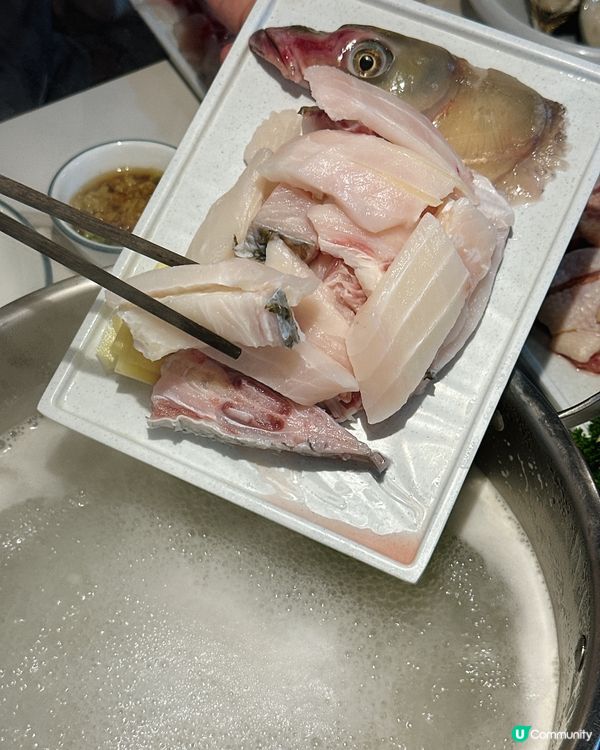 週末食魚🐟  脆肉鯇抵到爆！