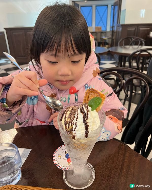 Tabelog 3.73 百年教堂改建而成人氣打卡Cafe