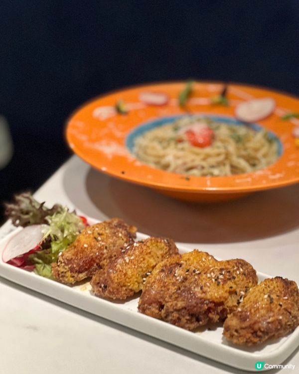 《旺角樓上氣氛滿滿西餐廳😋》