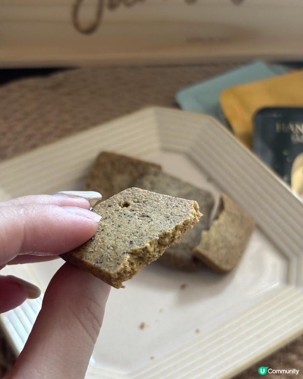 【節日回禮必備：手工茶曲搭配香醇三葉茶！ 】