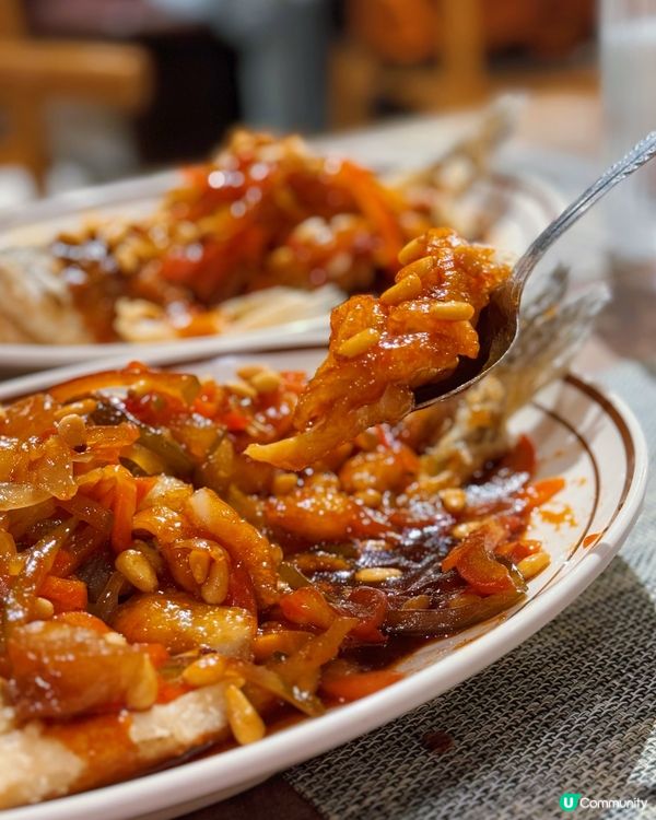 鰂魚涌社企有歌聽🥢😋松子魚好味道👅必點羊腩煲☺️💯