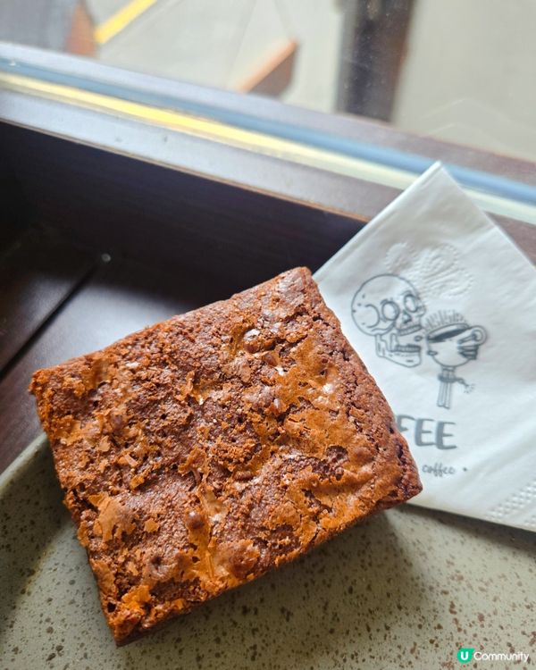 鰂魚涌文青咖啡館☕  阿啡  簡約木系，黑膠音樂，舒服到爆！