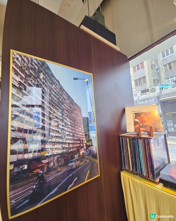 鰂魚涌文青咖啡館☕  阿啡  簡約木系，黑膠音樂，舒服到爆！