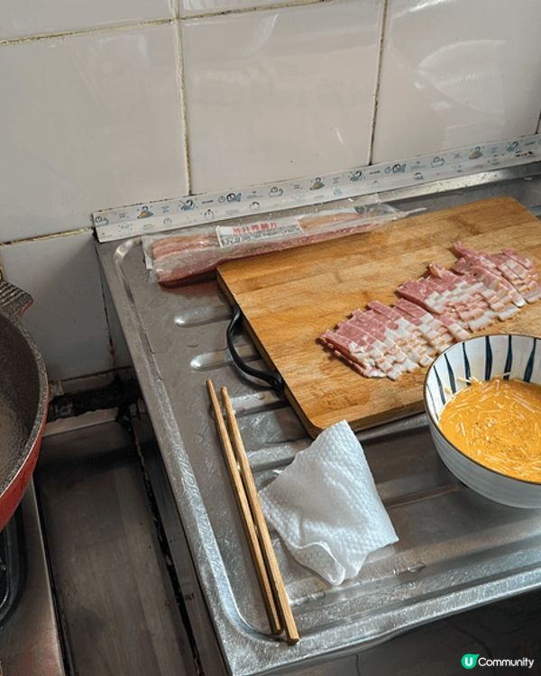 因為女兒很喜歡食卡邦尼意粉，奈何出面又貴又少份量，所以為滿足...