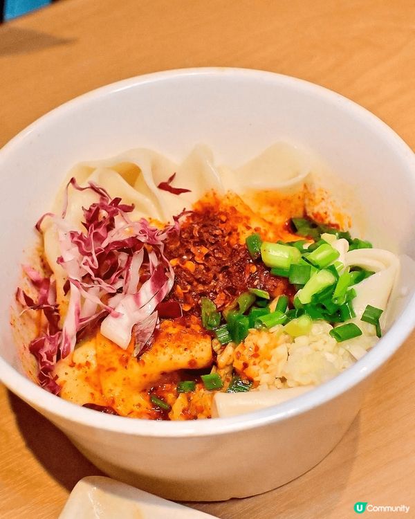 位於沙田好運中心既臻亨大師兄～