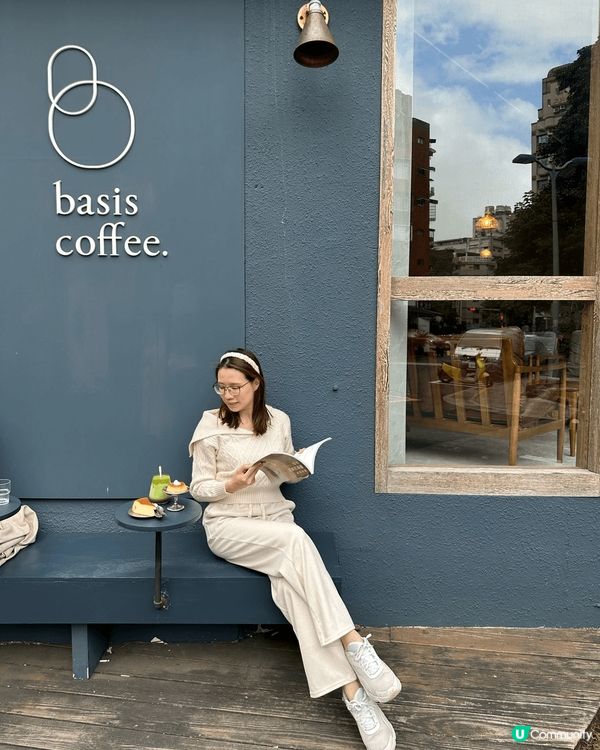 每次去旅行影相打卡一定唔少得! 就算同囡囡一齊都唔例外. 囡...