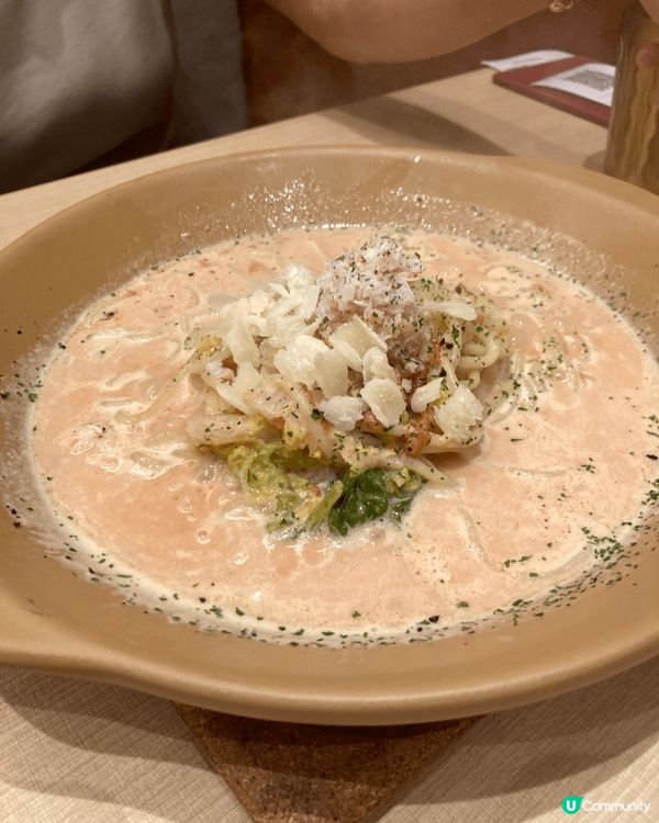 去咗日本食特別好味嘅西式意粉同薄餅，係奶油味max，明太子芝...