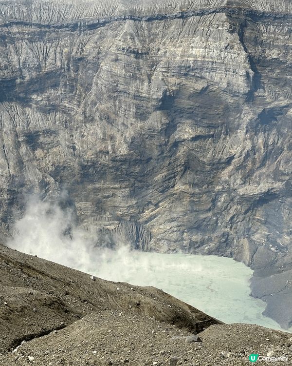 阿蘇火山天氣風景一流, 係一個必到景點, 山上草原有好多野🐴...