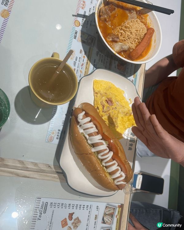 男人的浪漫，就要有大大的熱狗🌭配雞蛋，大大的麵！
