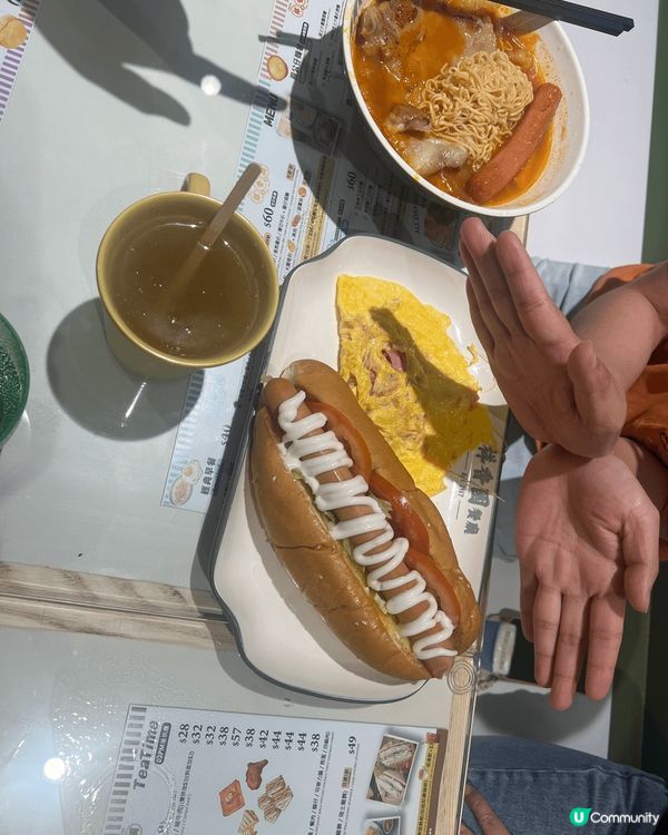 男人的浪漫，就要有大大的熱狗🌭配雞蛋，大大的麵！
