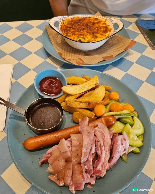 環境舒服，野食一流，豬手整到好軟❤️值得一試