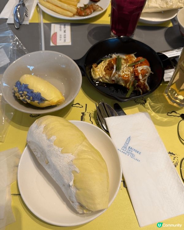 曼谷76樓食榴槤自助餐，靚景觀仲可以再上去露天旋轉再睇夜景！...