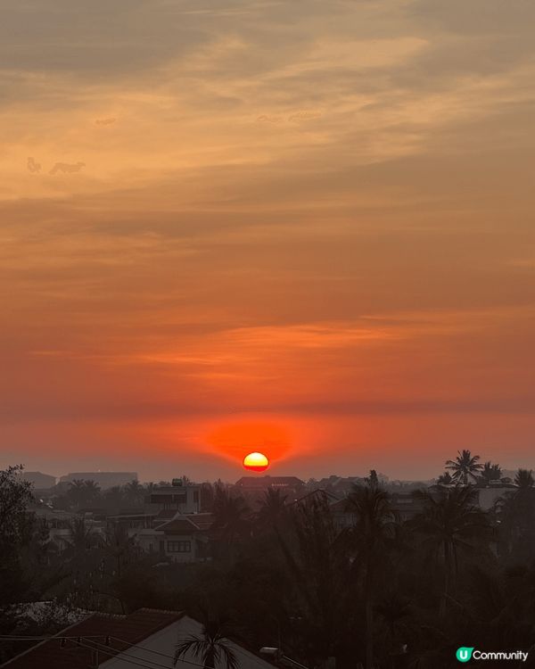 可以睇到越南會安和峴港於地平線上的日出，真係好浪漫！香港要搵...