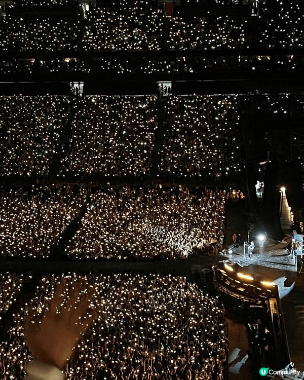 之前同朋友去咗啟德睇Coldplay演唱會!!!!演唱會好有...
