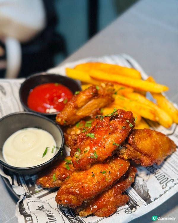 🖤旺角全黑餐廳打卡 🖤  
全黑主題餐廳，打卡一流！