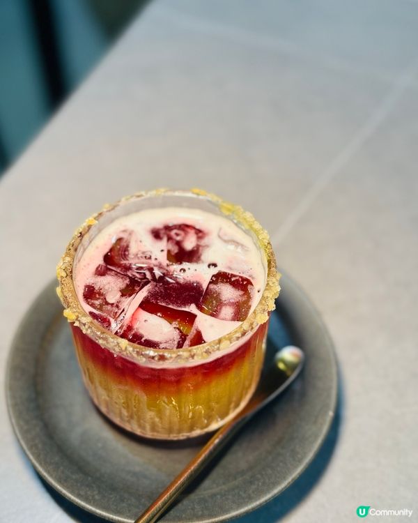 🖤旺角全黑餐廳打卡 🖤  
全黑主題餐廳，打卡一流！