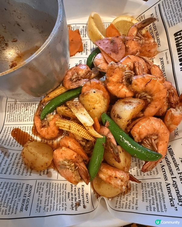 呢間餐廳係喺位於山頂嘅阿甘蝦，係一個美式餐廳嚟嘅，每次行完山...