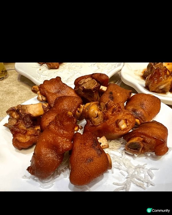 葵涌（金潮小廚）涼拌魚皮、炸豬手，吃完仲想吃😋醋排骨用咗蜜桃...