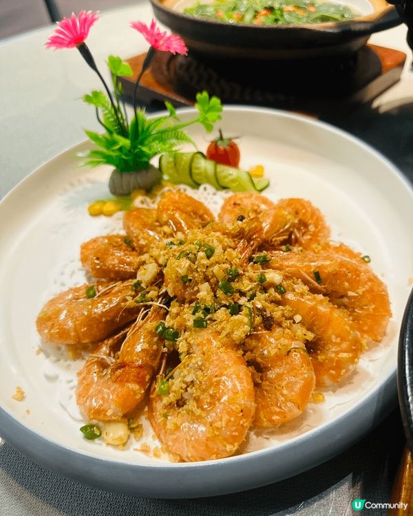 兩個人食晚餐 埋單係300蚊 深圳既光明乳鴿 皮脆 熱辣辣 ...