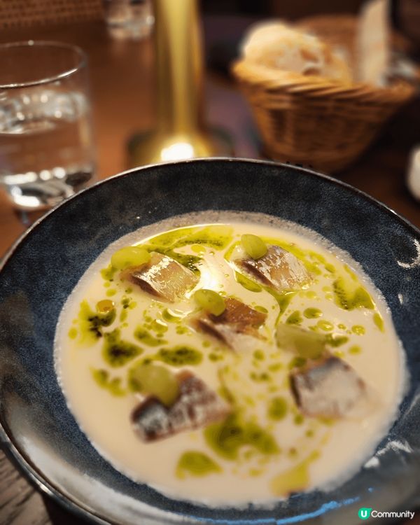 今晚朋友介紹我去食法國餐，原本預算應該食兩三個鐘少不了，但這...