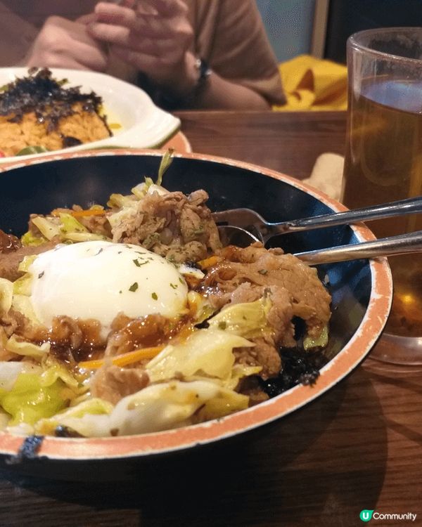 西九M+高級精緻中菜館。那裡的美景、美食和美妙的音響十分吸引...