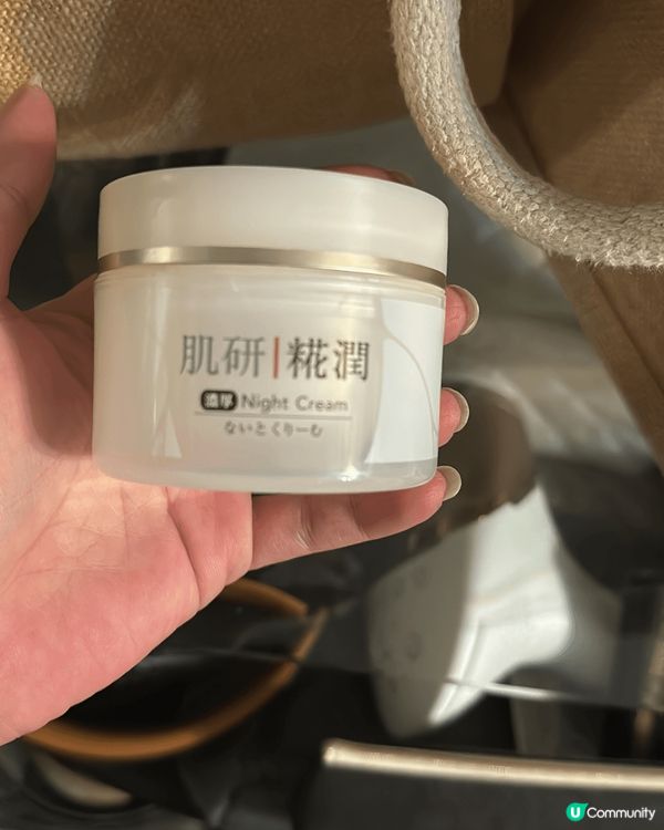 圖片中這三款產品都是能防敏感，對我的敏感皮膚頗為有效，能針對...