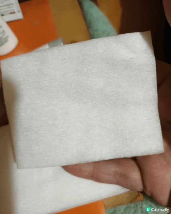 我推薦ipsa Silk Cotton 化妝棉，夠大片，由絲...