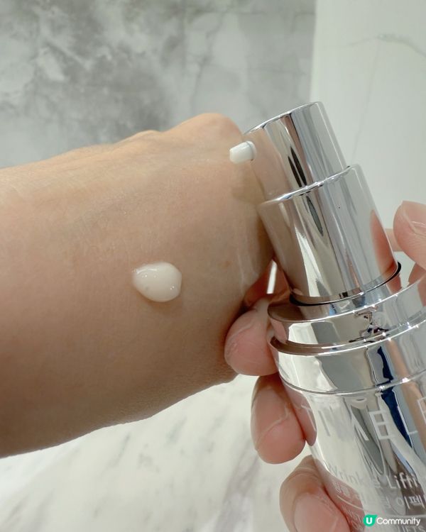 1分鐘即時緊緻提拉🤩  
抗皺精華，效果驚人！