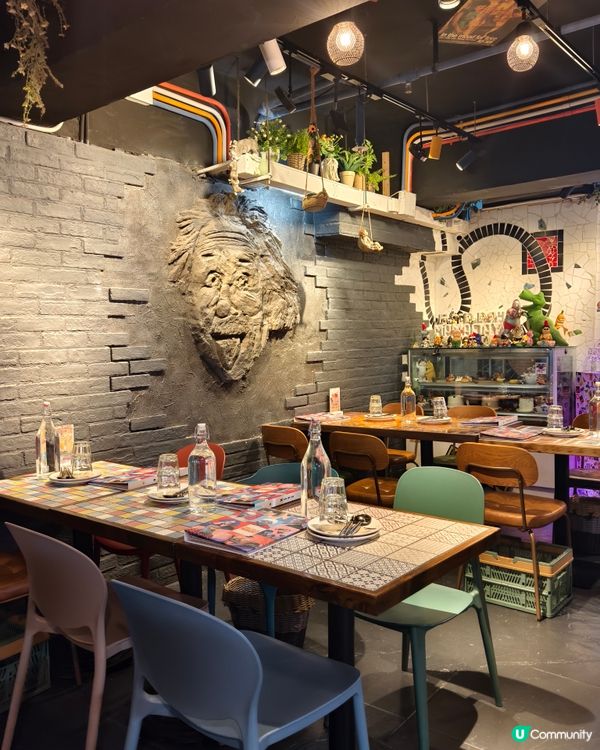 尖沙咀玩味十足餐廳