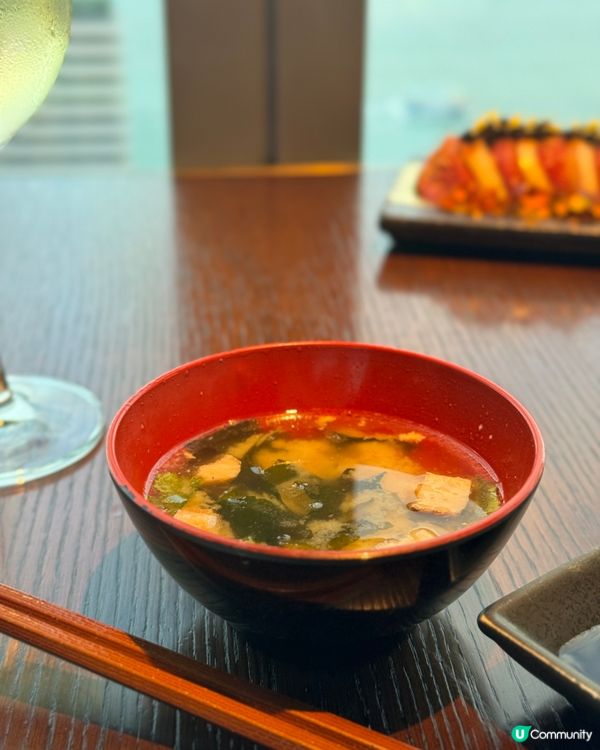 【尖沙咀｜慶祝必到維港海景嘅西日fusion餐廳】