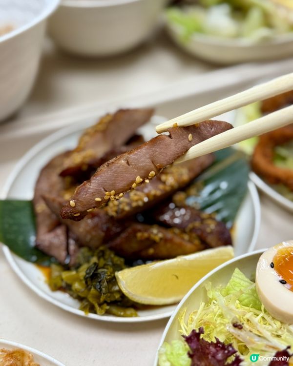 觀塘必食😋 平替版牛舌定食！