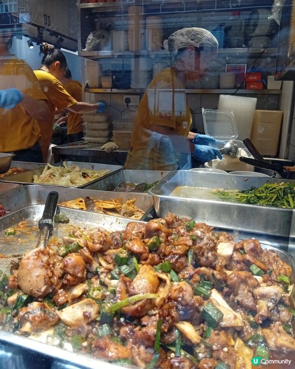 香港灣仔區兩餸飯舖大戰🔥