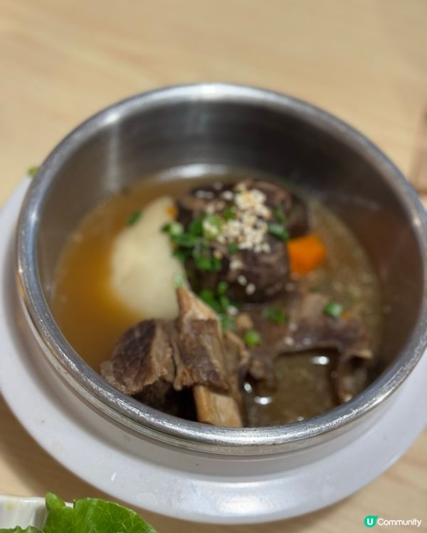 尖沙嘴 $200有兩隻醬油蟹🦀 套餐送12碟小菜