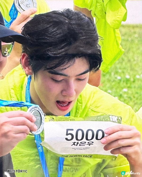 臉蛋天才車銀優24度高溫參加11km越野跑🏃高顏值似拍寫真😍小紅書網友撞樣意外爆紅⁉️