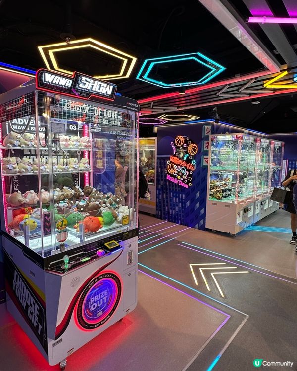 充滿cyber感的冒險樂園