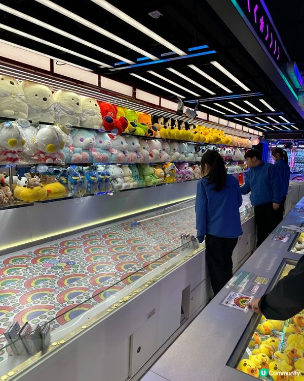 充滿cyber感的冒險樂園