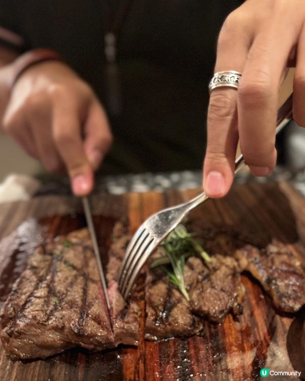 觀塘Flames扒房打卡！🥳 六點就爆場！