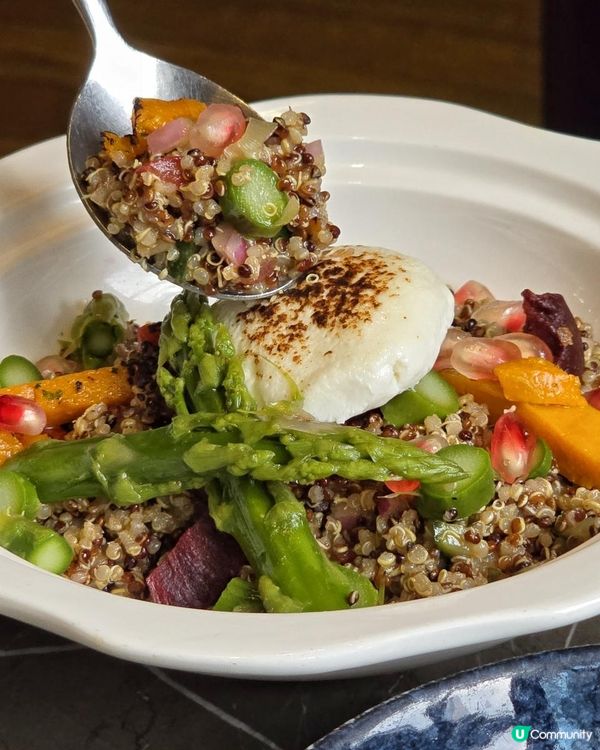 隱藏於大館中嘅典雅法式餐館