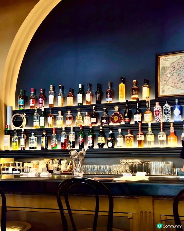 新文藝聖地·書店📚 +咖啡館☕️ +酒吧🍸三合一