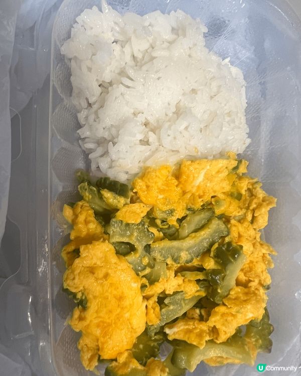 今次想同大家分享，就係呢個自家製食物，苦瓜炒蛋同節瓜粉絲蝦米...