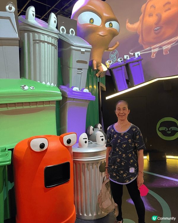 以上三張相都係打卡，有咁去到參觀打卡留念嘅照片👍