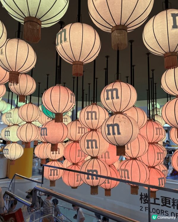 上海m&m巧克力世界，我是豆迷，嚟到很開心，也買了不少戰利品...