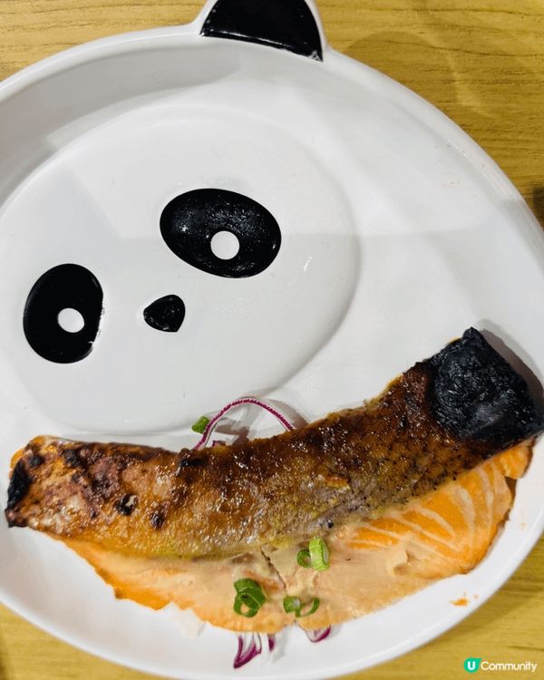 終於到我去海洋公園睇家姐細佬啦！一早去到拎咗12:00嘅籌睇...