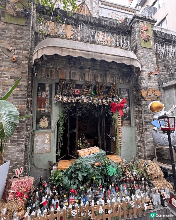 ᪥位於深圳南山區的南投古城，擁有過千年的歷史，當中有多座廟宇...