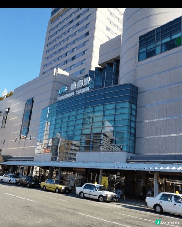 日本德島県的特色列車，面包超人可愛造形配合舒適天氣，令旅程更...