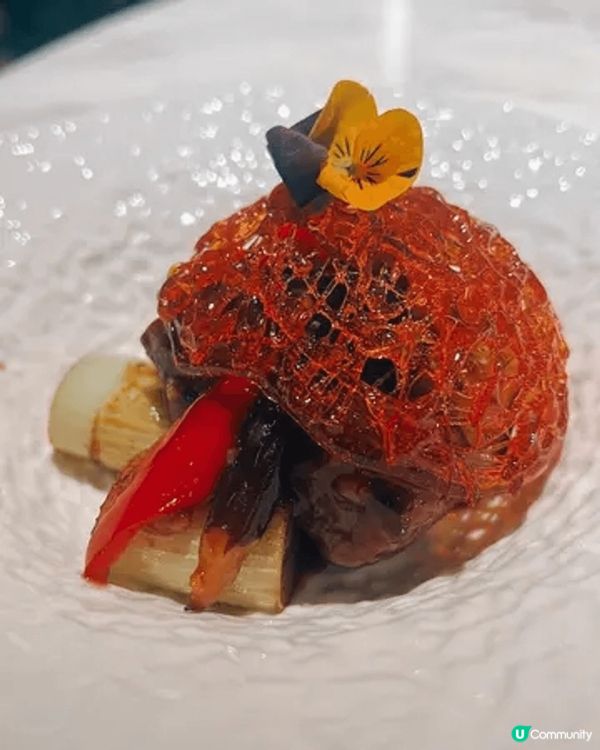 「花圖」是海港城內的新派中菜餐廳