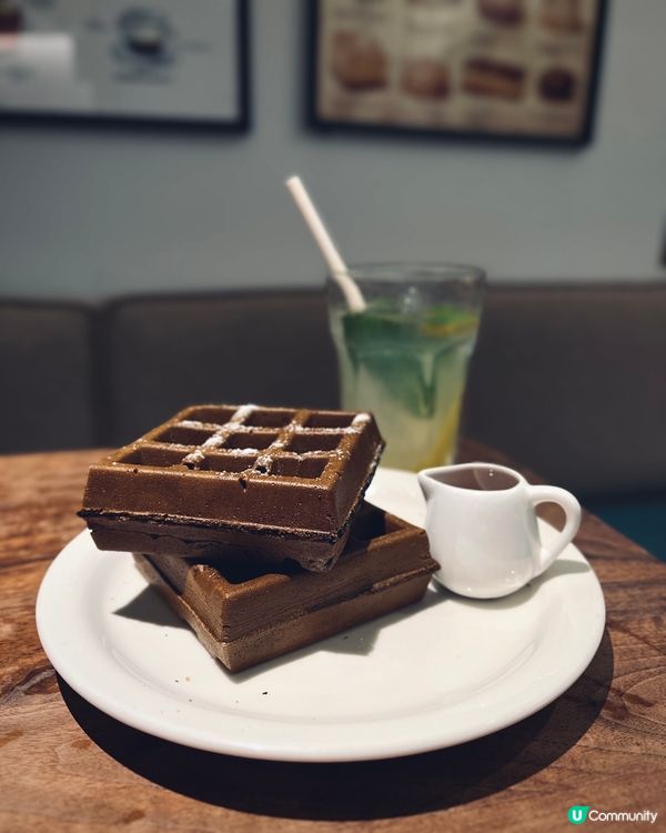 觀塘人氣文青風cafe🧇必食招牌糯米窩夫🤤
糯米窩夫必試！