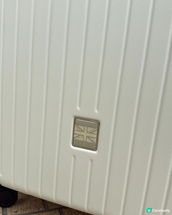 Ｉ BeのVIVA Venus 拉鏈前開蓋行李箱分享Ｉ 