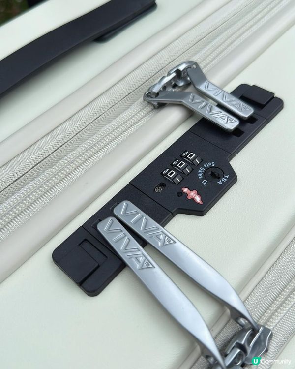 Ｉ BeのVIVA Venus 拉鏈前開蓋行李箱分享Ｉ 