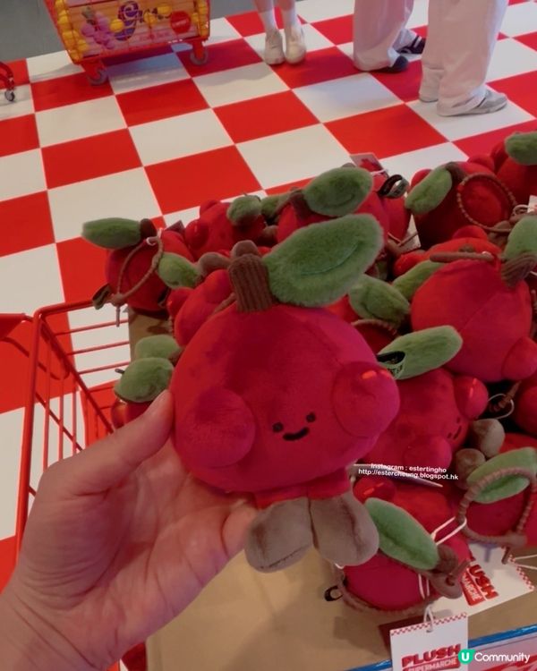 啟德 Airside 有可愛水果和蔬菜造型毛公仔